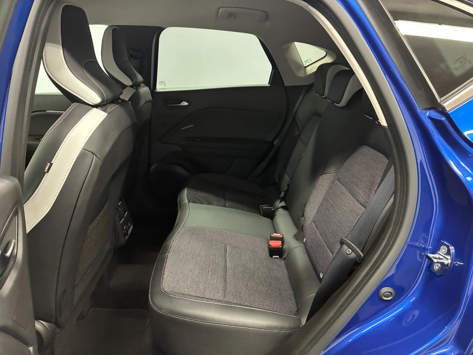 Billede af Renault Captur 1,6 E-Tech Intens
