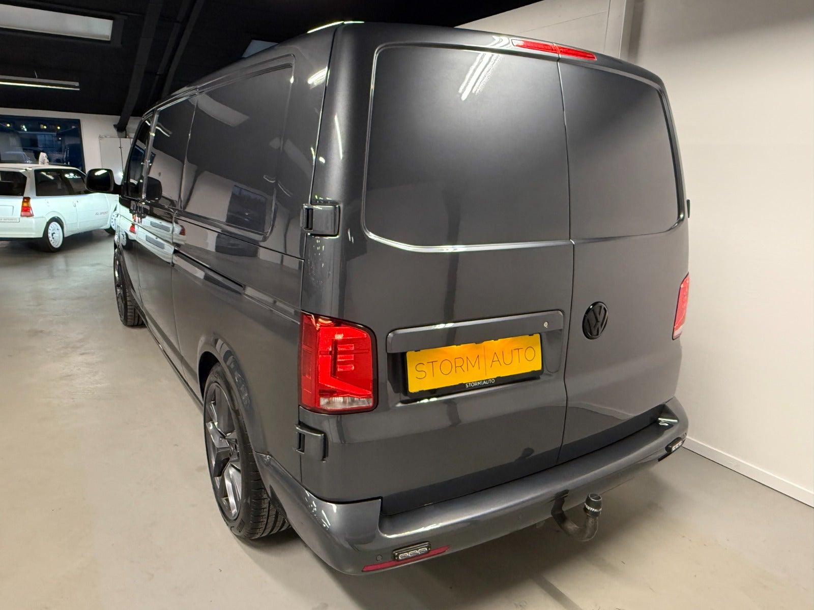 VW Transporter TDi 199 Kassevogn DSG 4Motion lang