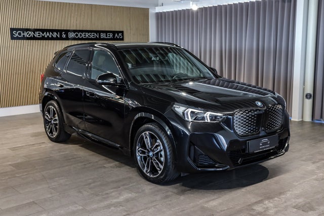 BMW iX1  xDrive30 M-Sport