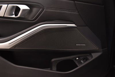 BMW 330e Touring M-Sport aut.