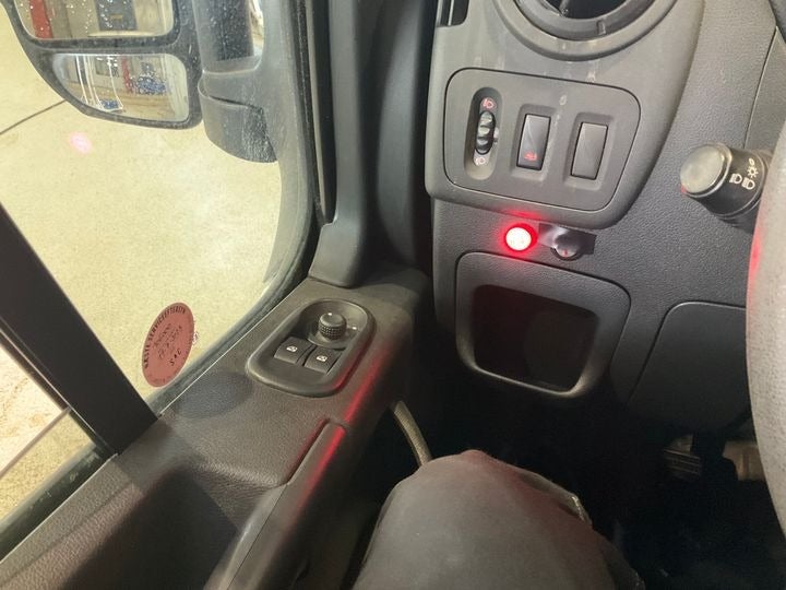 Billede af Renault Master III T35 2,3 dCi 170 Alukasse m/lift