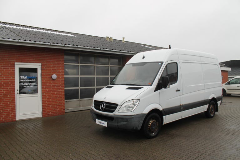 Mercedes Sprinter 216 CDi R2 Kassevogn