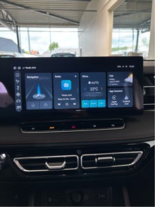 MG EHS PHEV Luxury