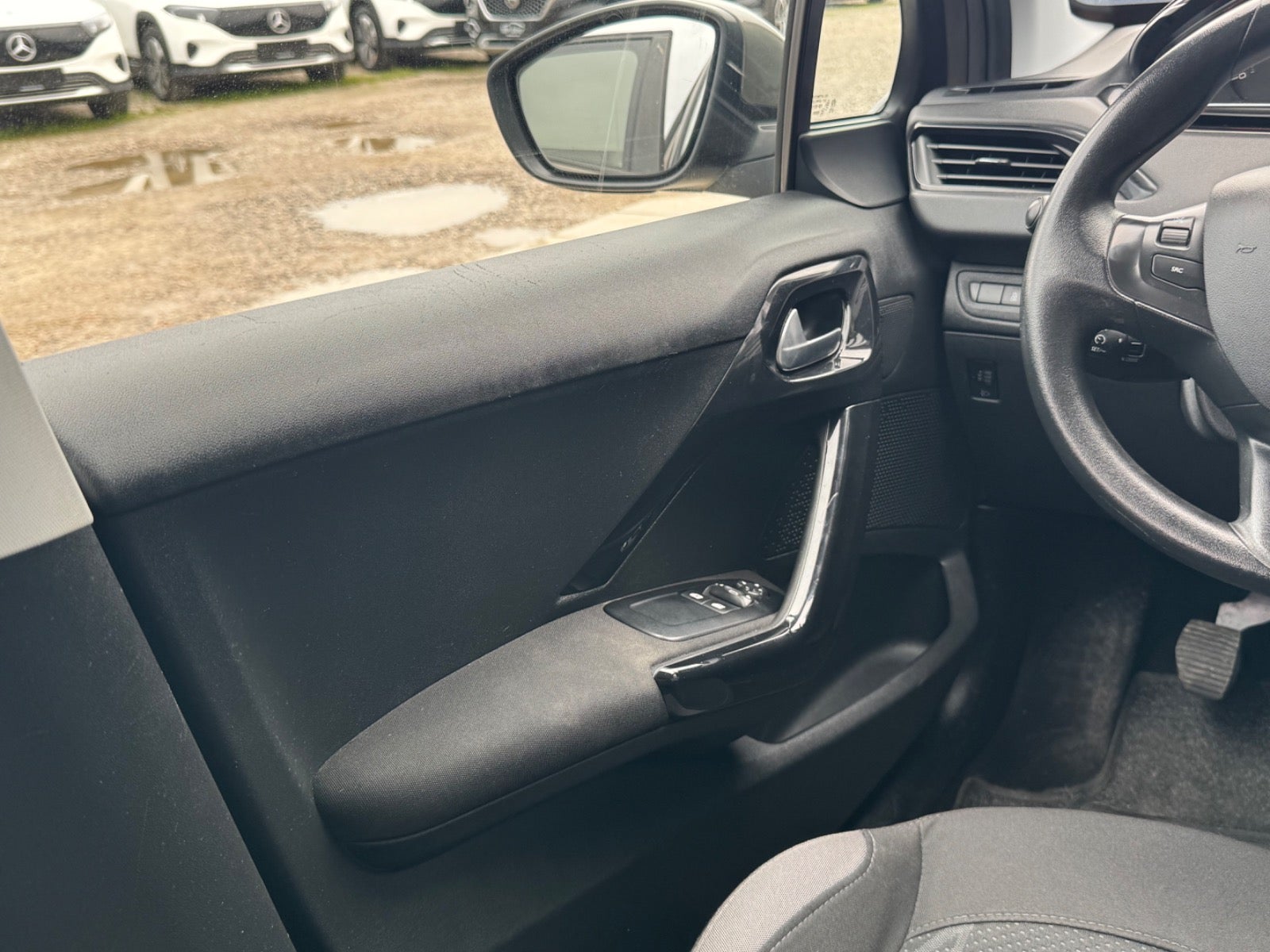 Billede af Peugeot 208 1,6 e-HDi 92 Active
