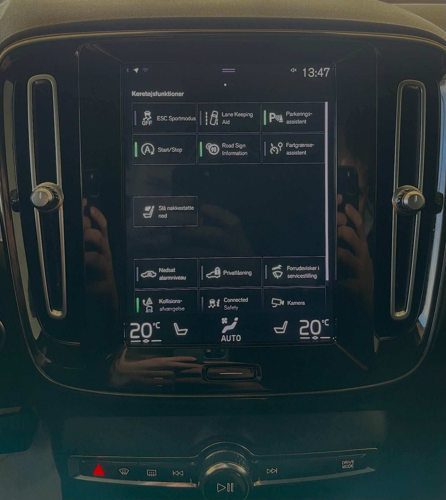 Billede af Volvo XC40 2,0 T4 190 Momentum aut.