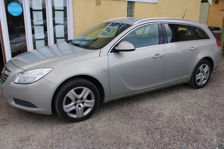 Opel Insignia T 180 Edition Sports Tourer
