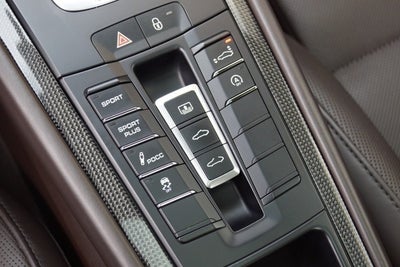 Porsche 911 Turbo S Coupé PDK