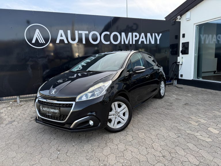 Peugeot 208 PureTech 82 Signature Sky Van