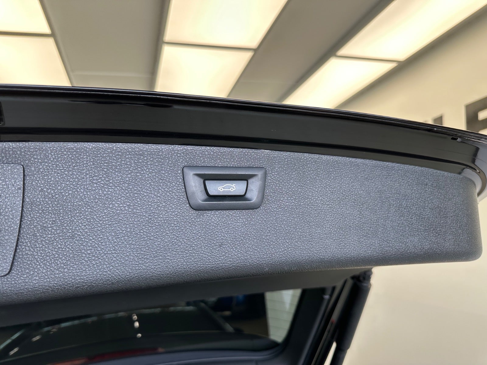 Billede af BMW 320d 2,0 Touring M-Sport aut.