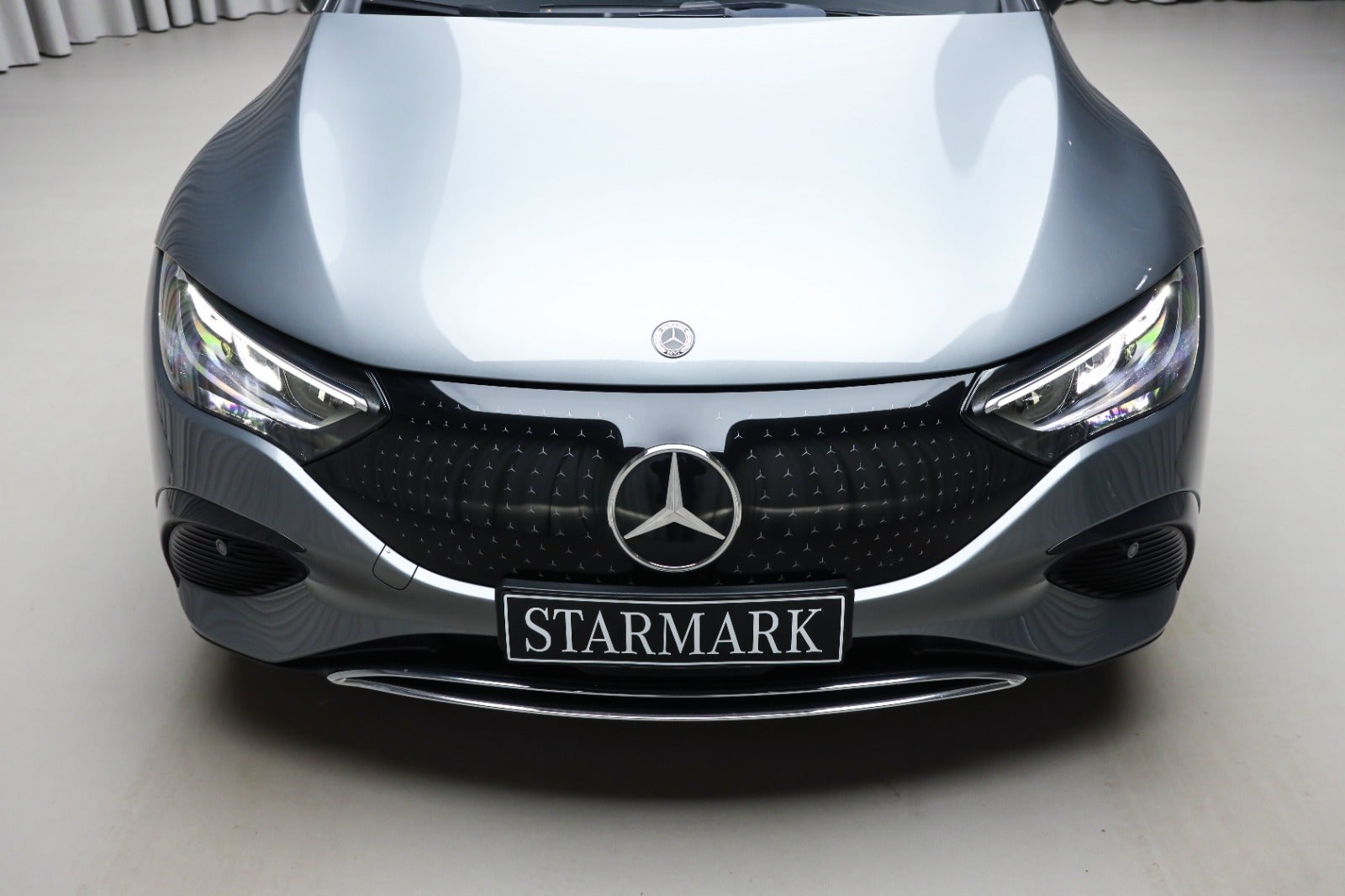 Mercedes-Benz EQE 350