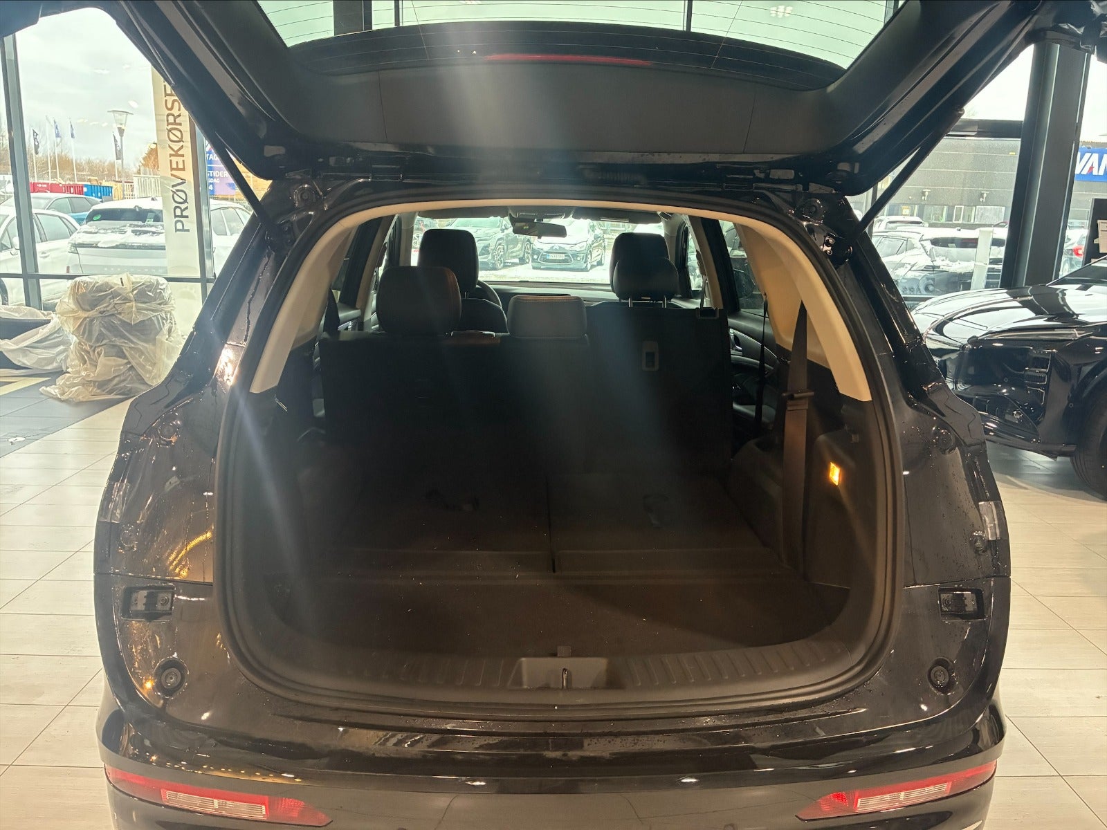 Billede af Navor E5 1,5 PHEV Rock