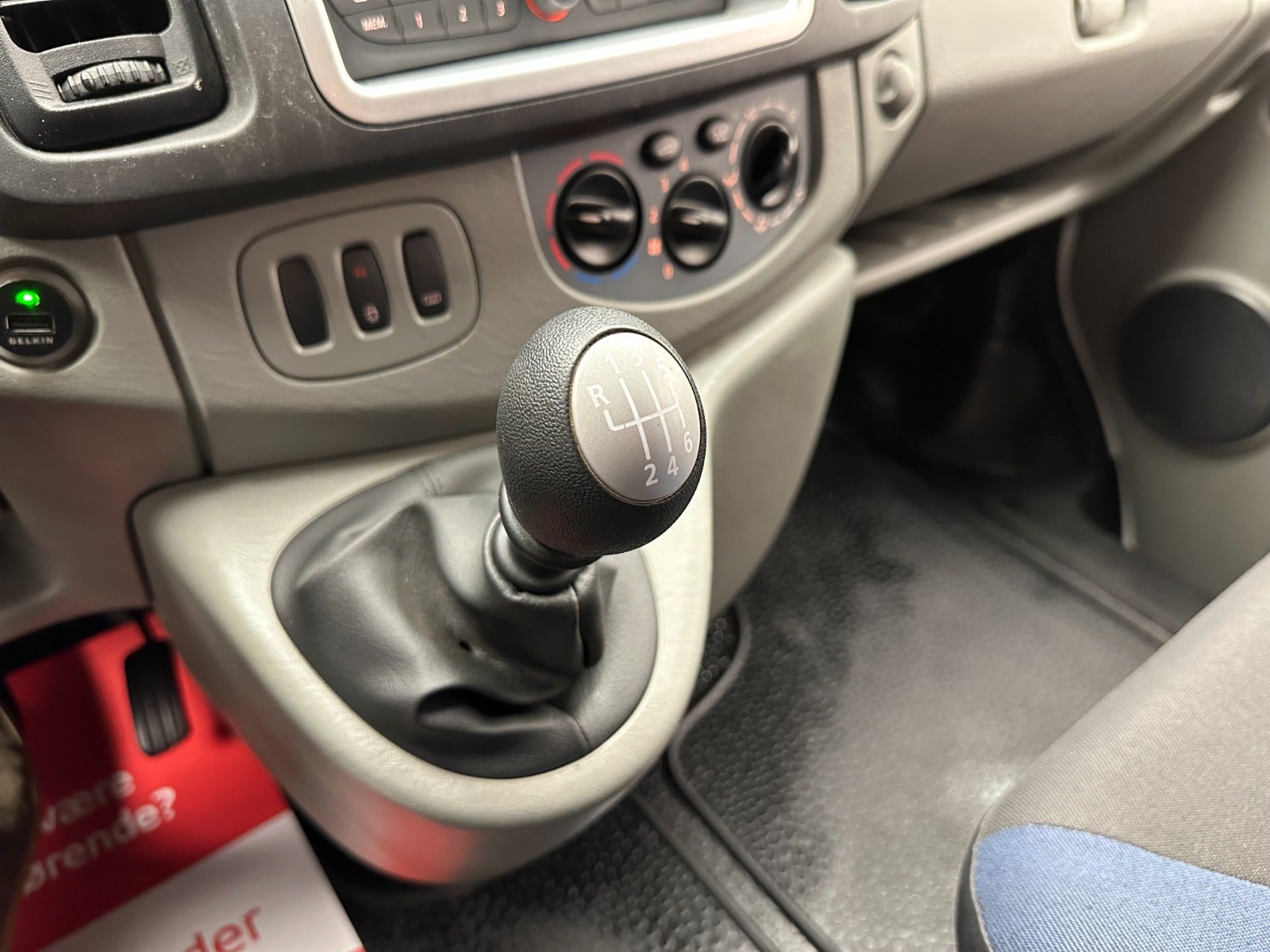 Billede af Renault Trafic T29 2,0 dCi 115 L2H1 Kombi