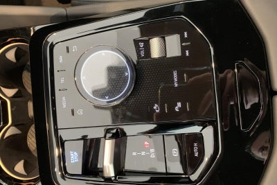 BMW i5 eDrive40 Touring Fully Charged