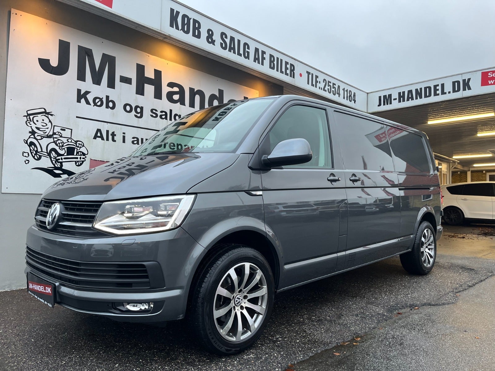 VW Transporter TDi 140 Kassevogn DSG lang