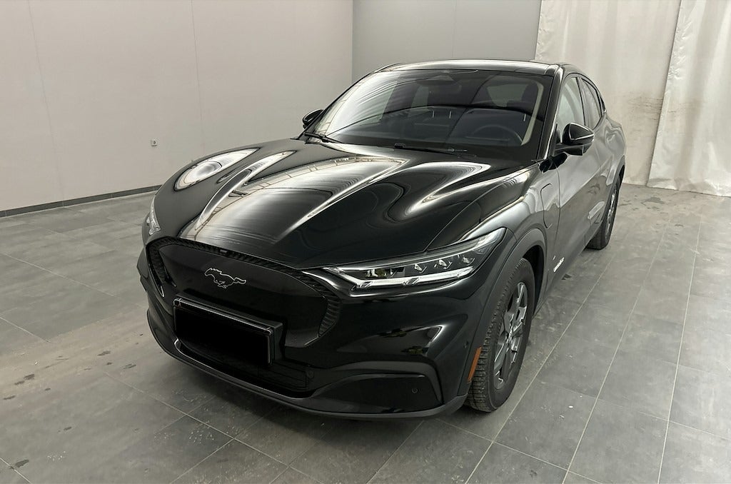 Ford Mustang Mach-E Standard Range