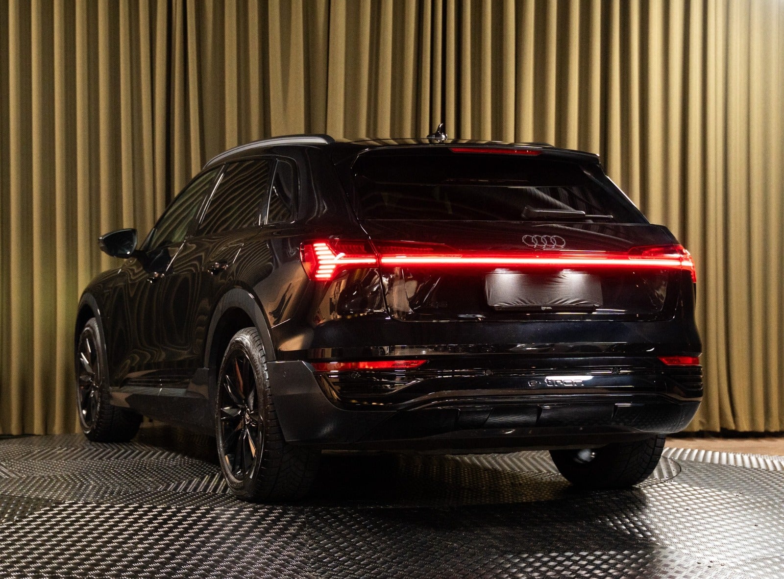 Billede af Audi Q8 e-tron 55 Prestige quattro