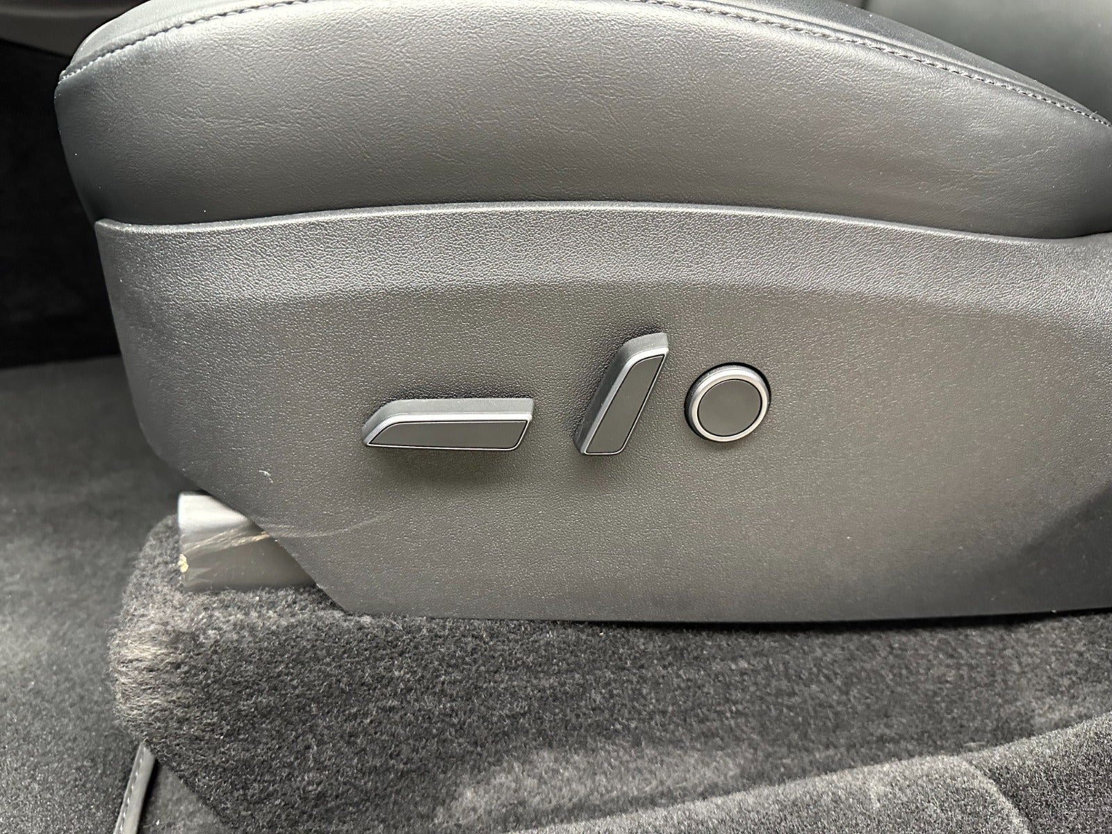 Billede af Tesla Model Y  RWD