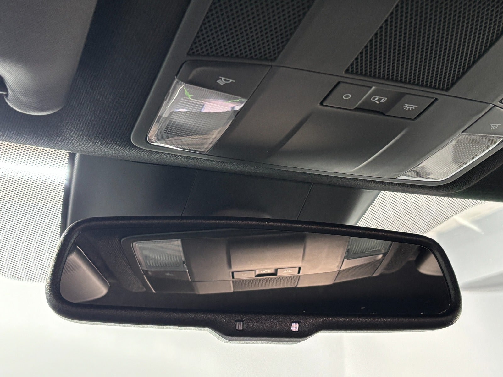 Billede af Mitsubishi Eclipse Cross 2,4 PHEV Sport Tech CVT 4WD