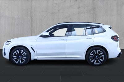 BMW iX3 Charged M-Sport