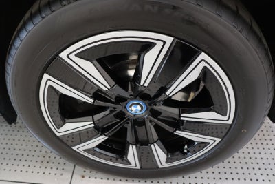 BMW iX3 Charged M-Sport