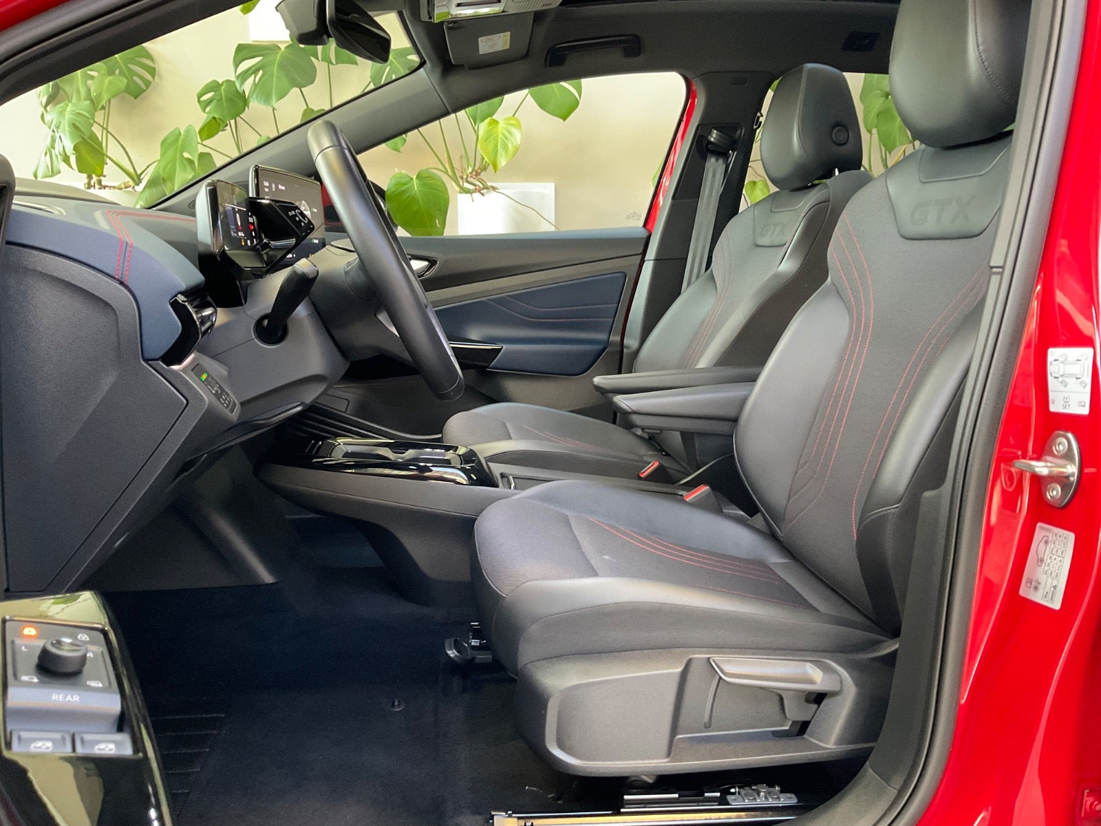 VW ID.4 77 GTX 4Motion 5d - 12