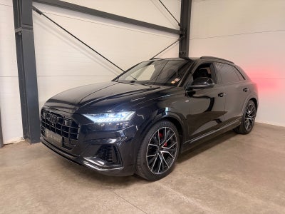 Audi Q8 50 TDi S-line quattro Tiptr. 5d