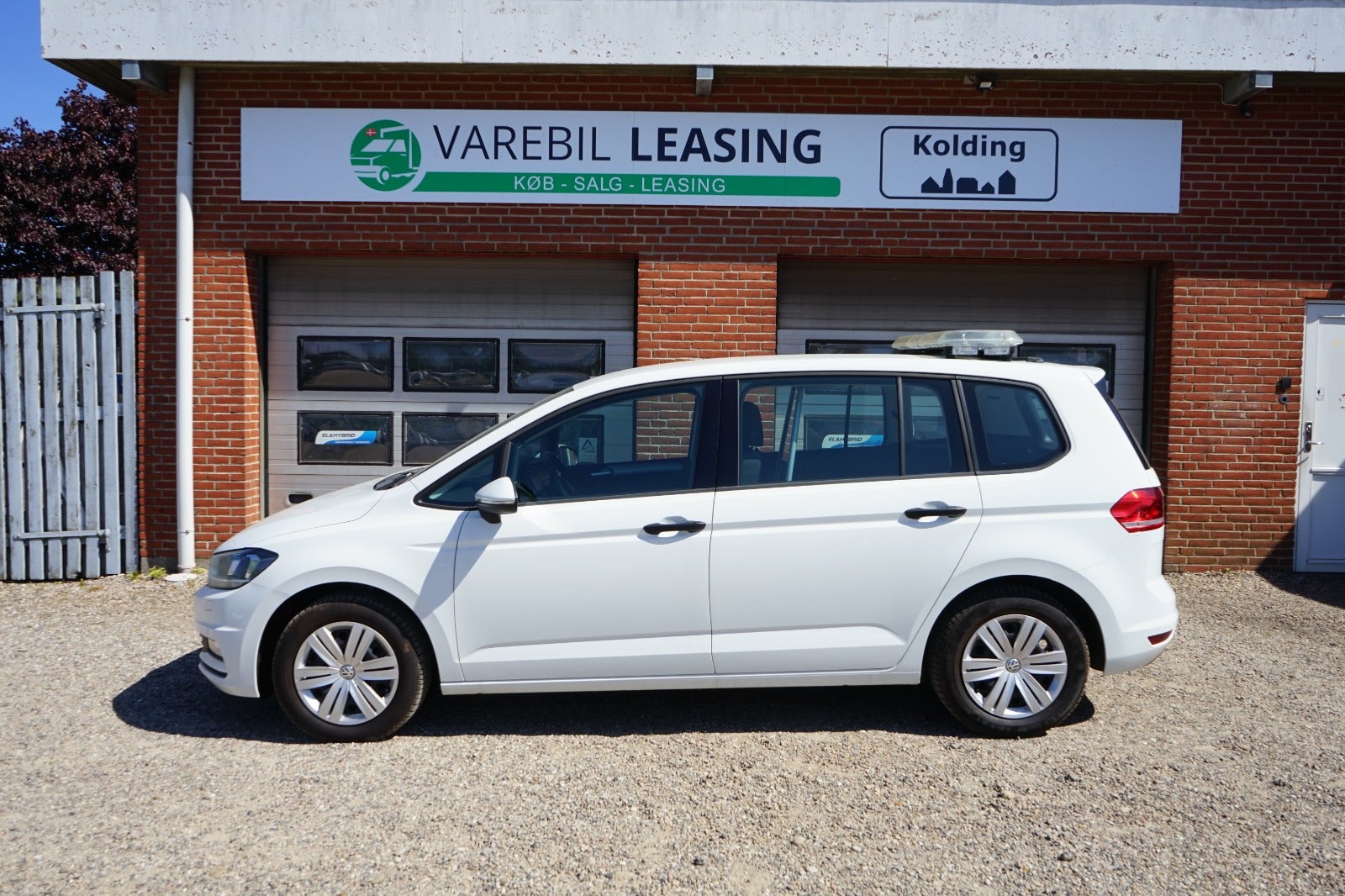 Billede af VW Touran 1,6 TDi 110 Trendline DSG Van
