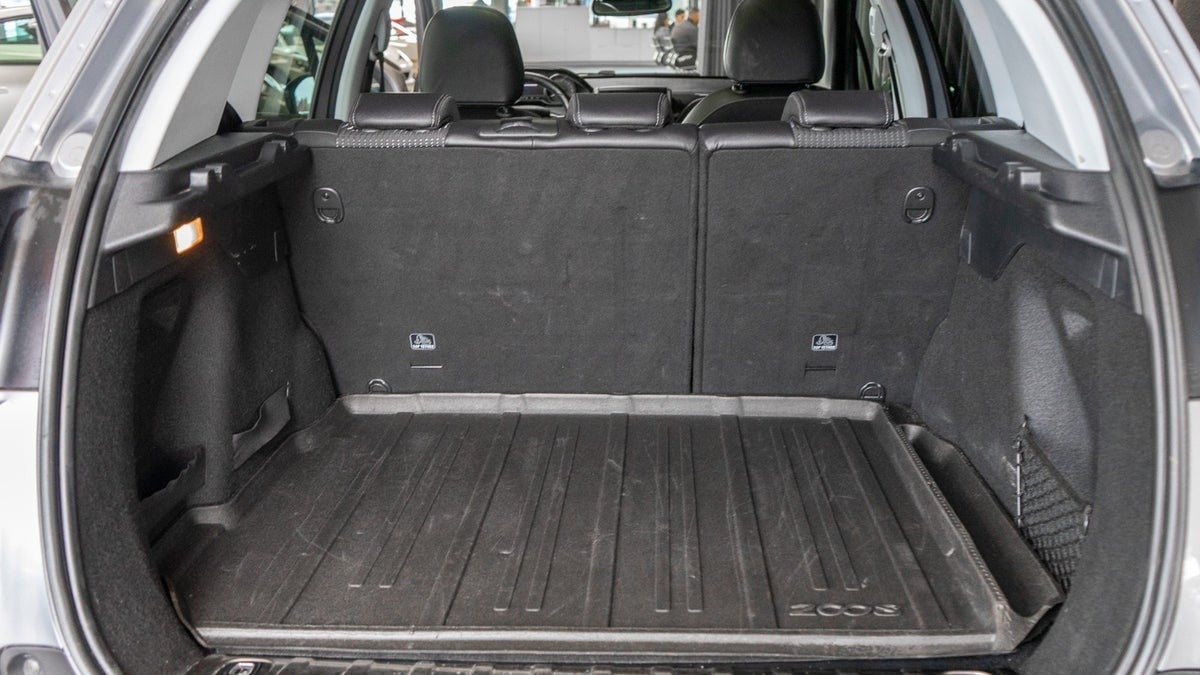 Billede af Peugeot 2008 1,6 BlueHDi 100 Allure Sky