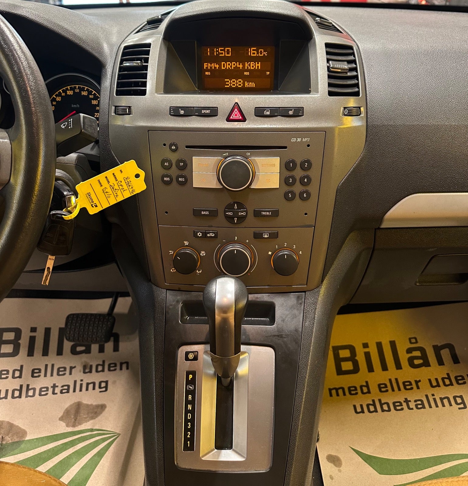 Billede af Opel Zafira 2,2 16V Cosmo aut.
