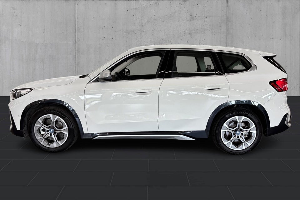 BMW iX1 xDrive30 X-Line 2024