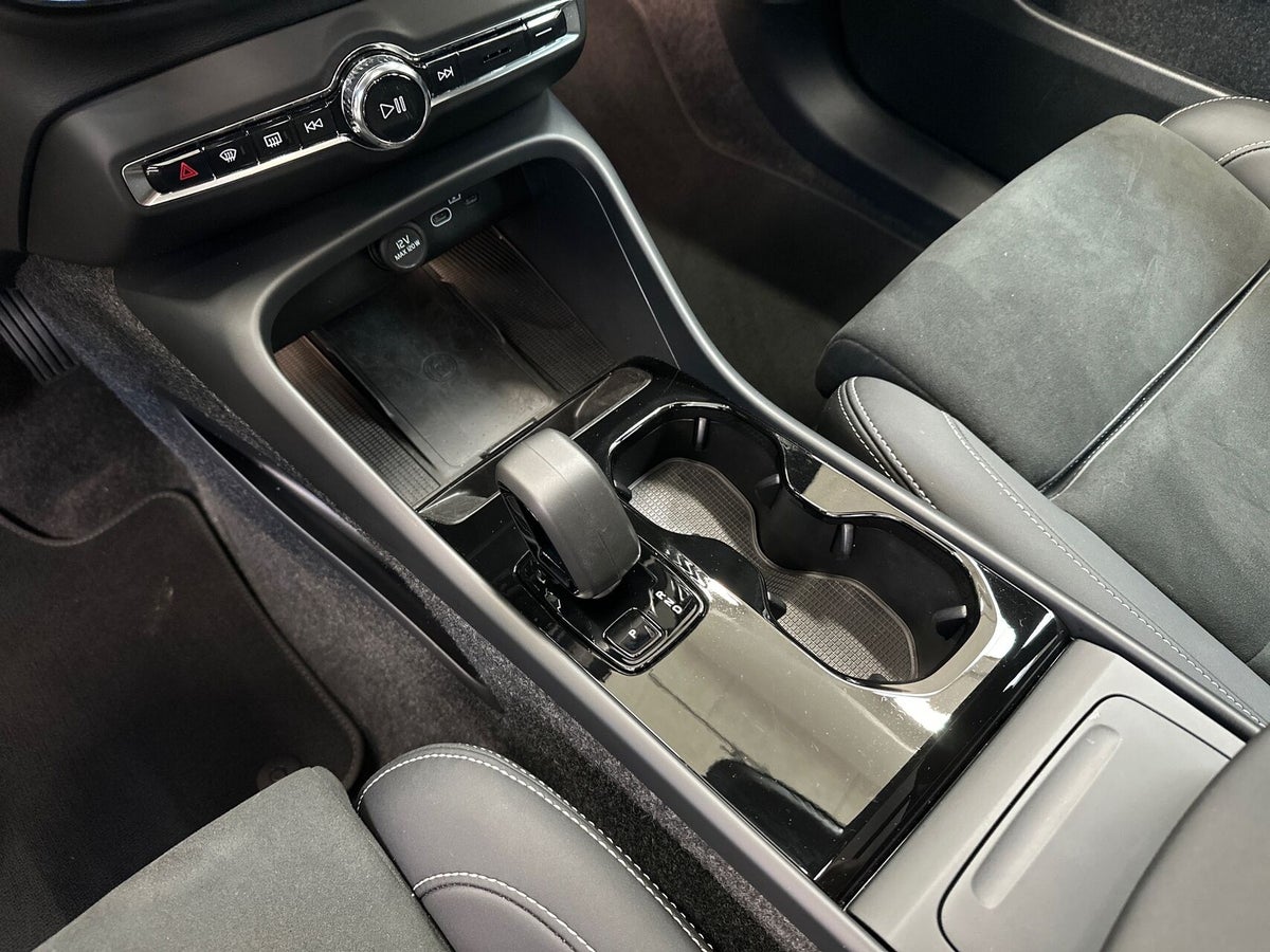 Volvo EX40 Twin Performance Ultra Black Edition billede 16