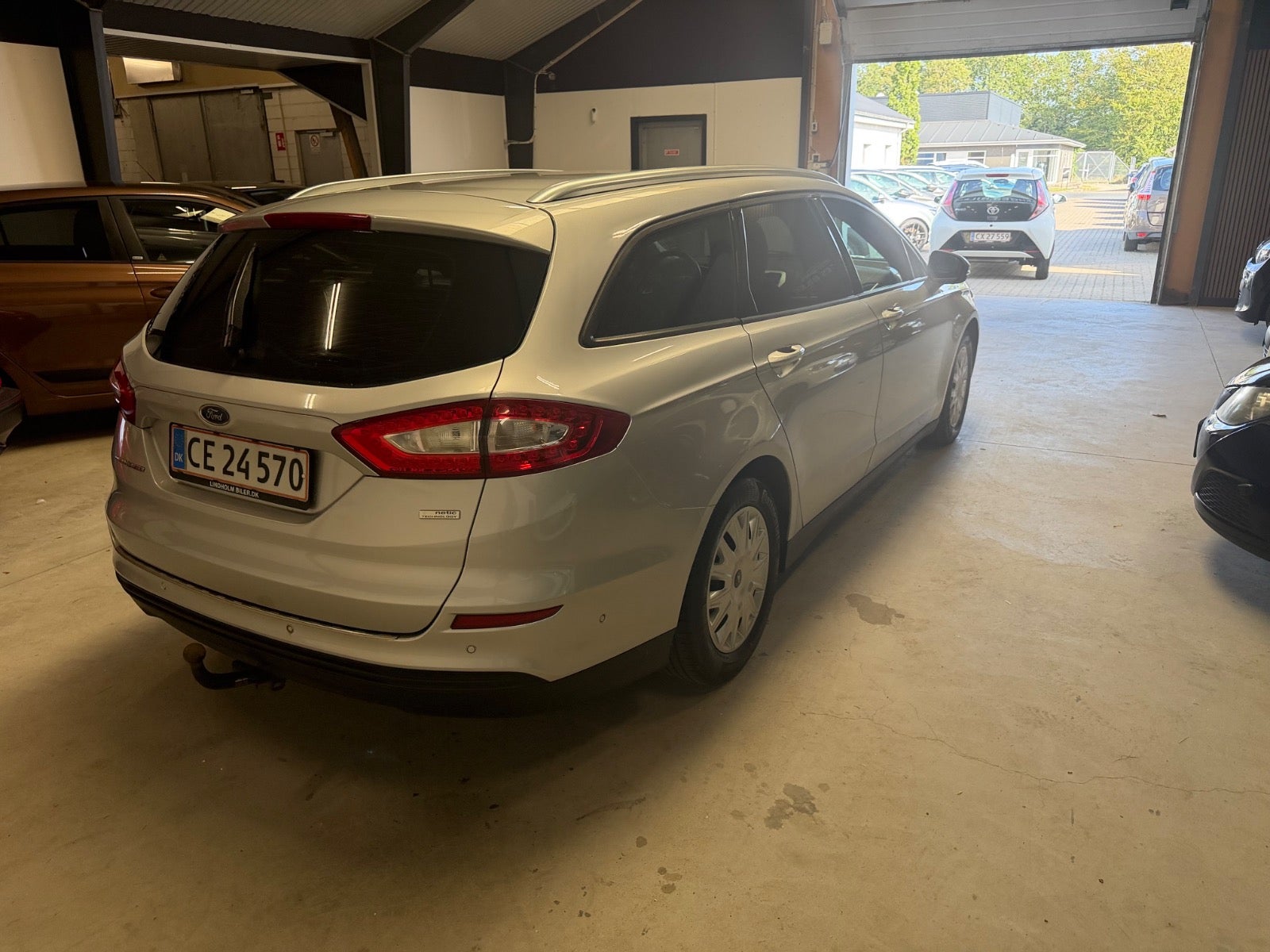 Ford Mondeo TDCi 120 Titanium stc. - billede 12