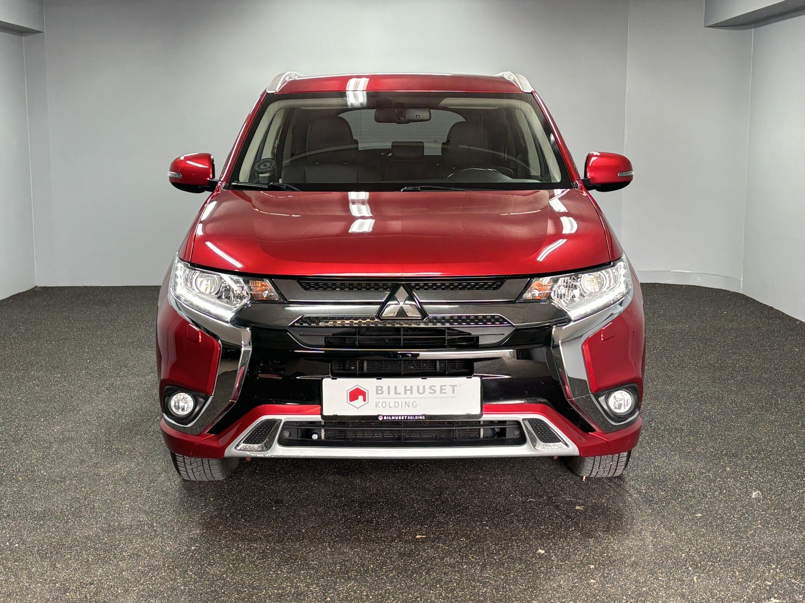 Billede af Mitsubishi Outlander 2,4 PHEV Invite CVT 4WD