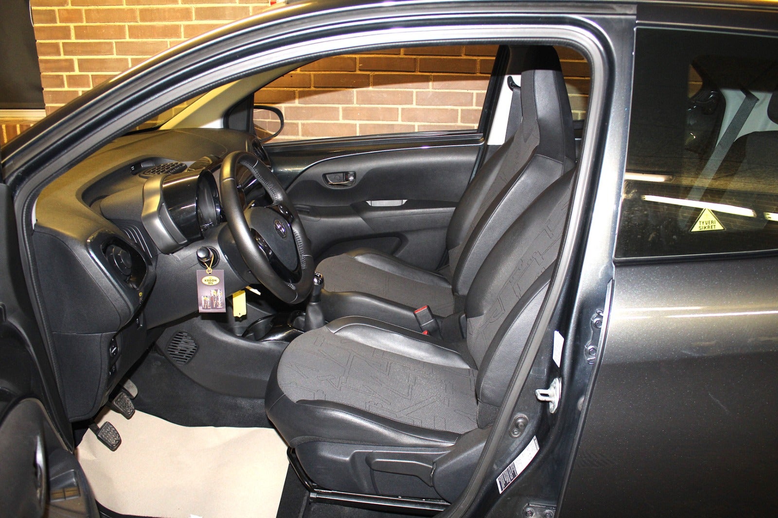 Toyota Aygo VVT-i x-wave Sky