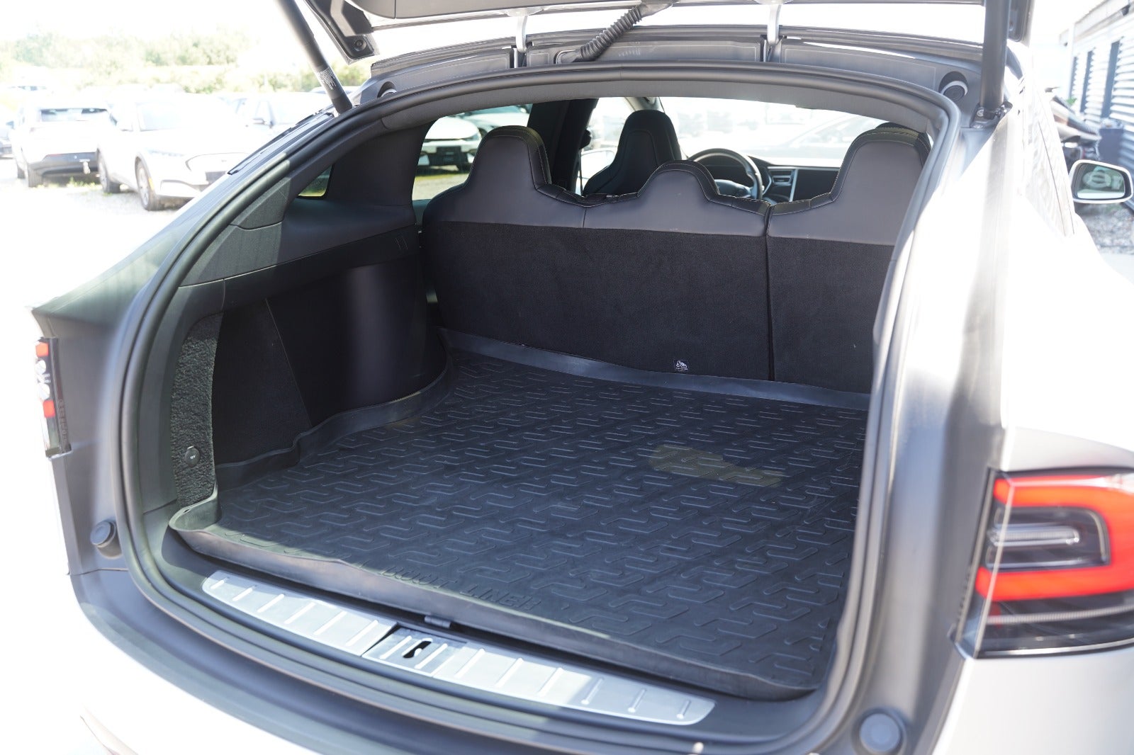 Billede af Tesla Model X  75D