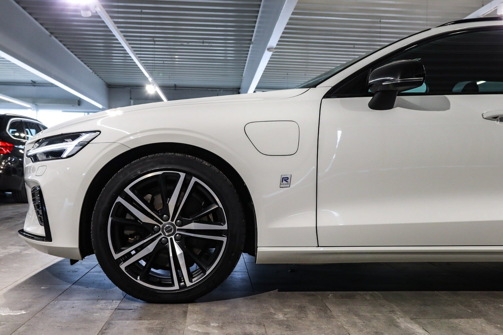 Billede af Volvo V60 2,0 T6 ReCharge R-Design aut. AWD