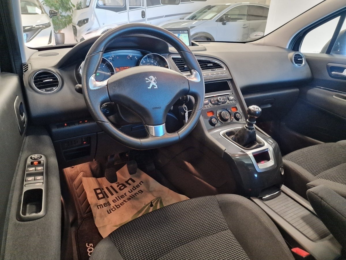 Peugeot 5008 2016