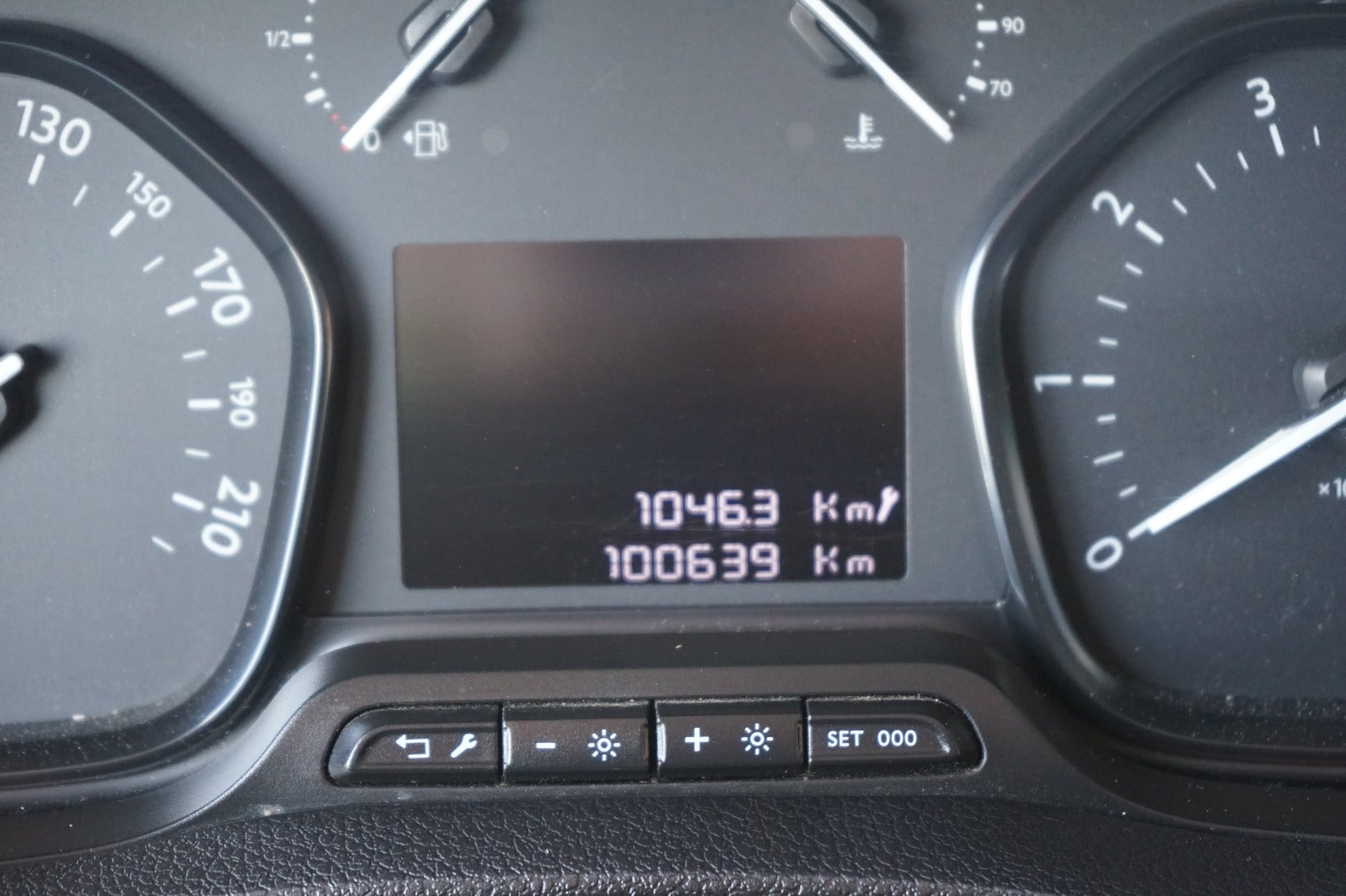 Billede af Citroën Jumpy 2,0 BlueHDi 180 L3 MasterLine EAT8