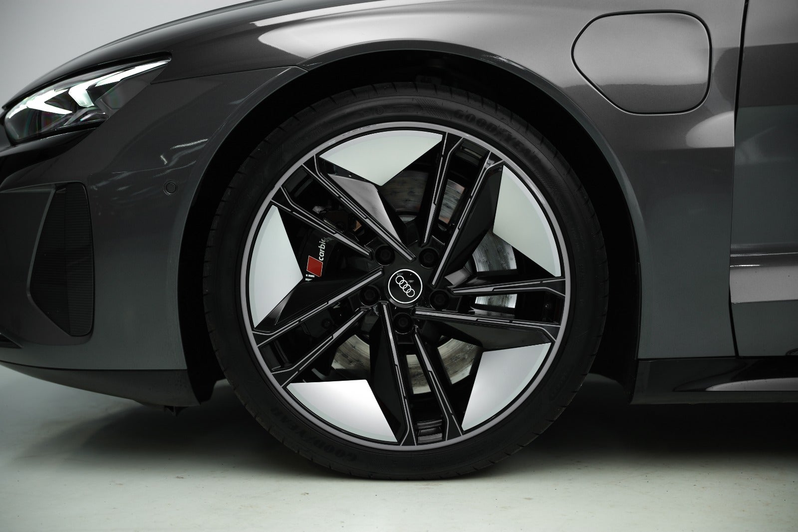 Audi RS e-tron GT quattro