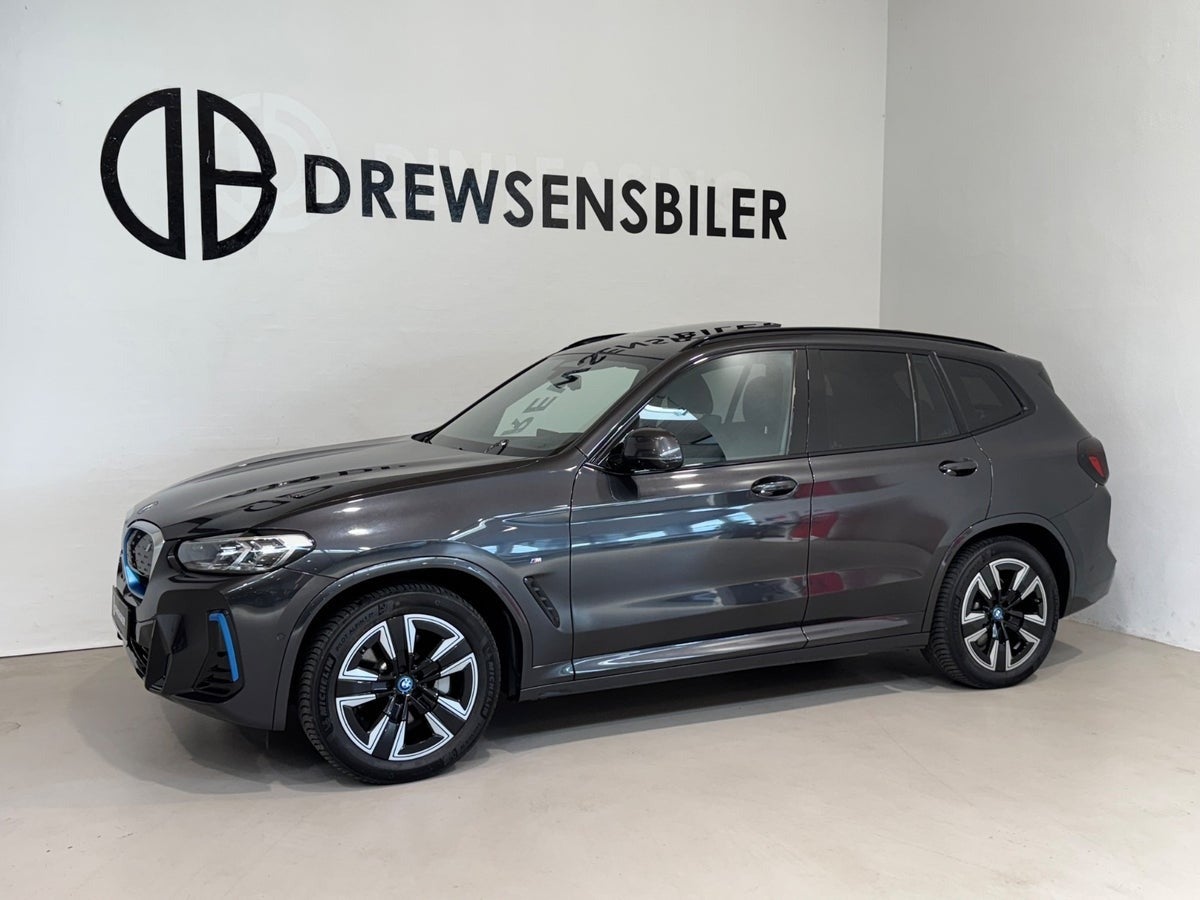 BMW iX3 Charged Plus M-Sport