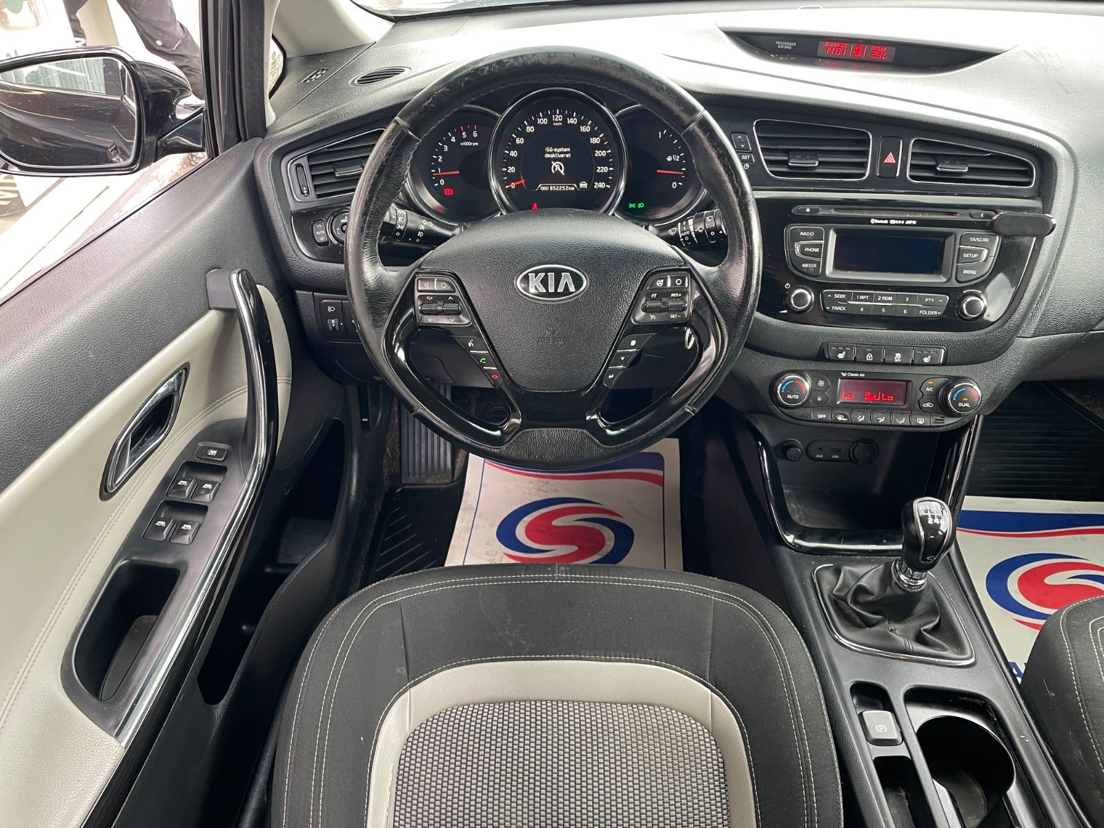 Billede af Kia Ceed 1,6 CRDi 128 Premium SW