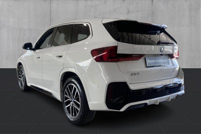 BMW iX1 eDrive20 M-Sport - 2