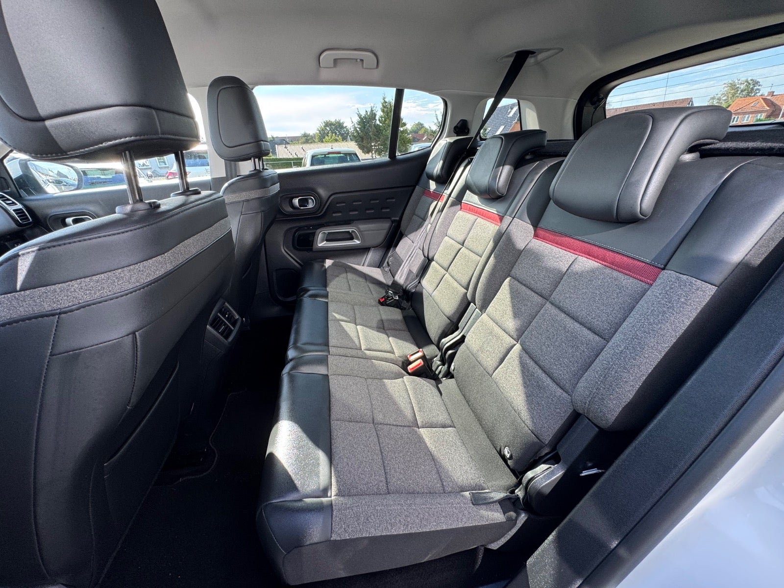 Billede af Citroën C5 Aircross 1,6 Hybrid Feel LTD EAT8