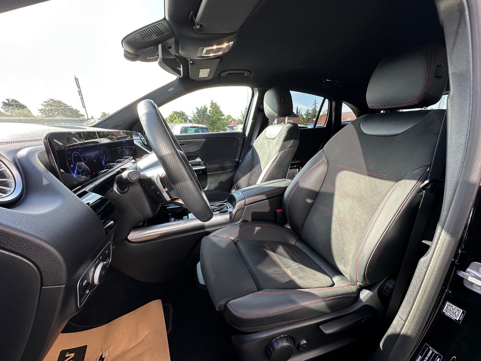 Billede af Mercedes EQA350  AMG Line 4Matic