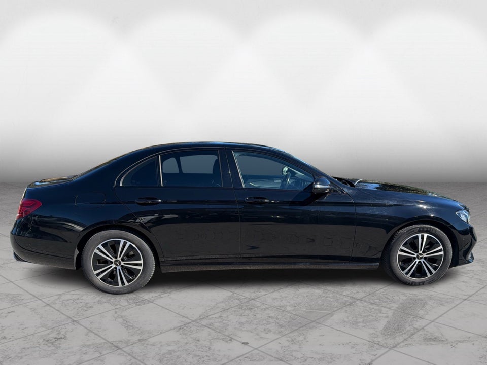 Mercedes E220 d, Billede 5