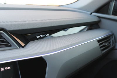 Audi e-tron Black Edition S-line Sportback quattro