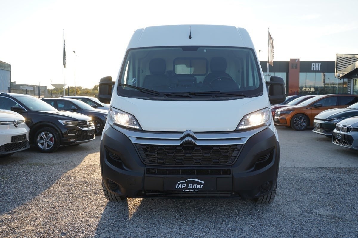 Billede af Citroën Jumper 35+ 2,2 BlueHDi 165 L3H2 FlexLine+