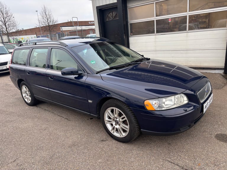 Volvo V70 170 Momentum aut.