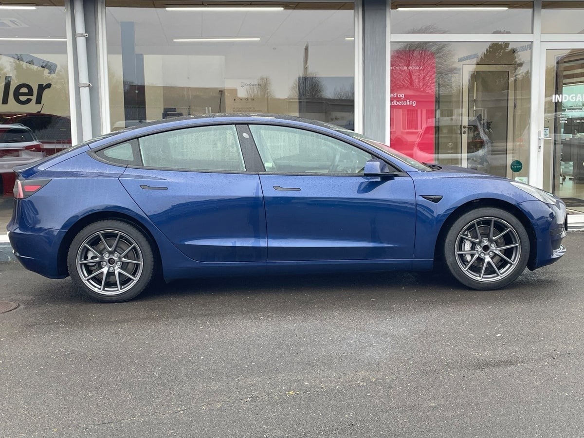 Billede af Tesla Model 3  RWD