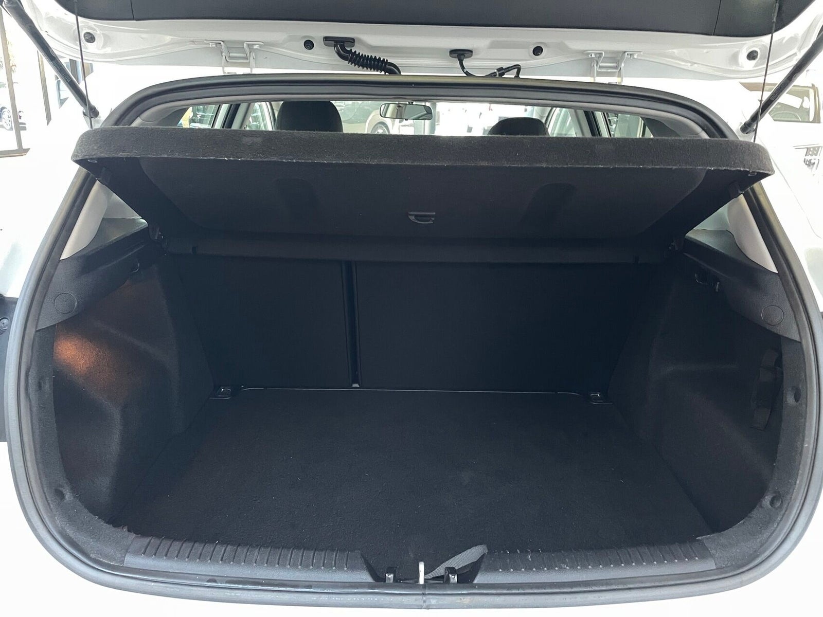 Kia Ceed CVVT Attraction